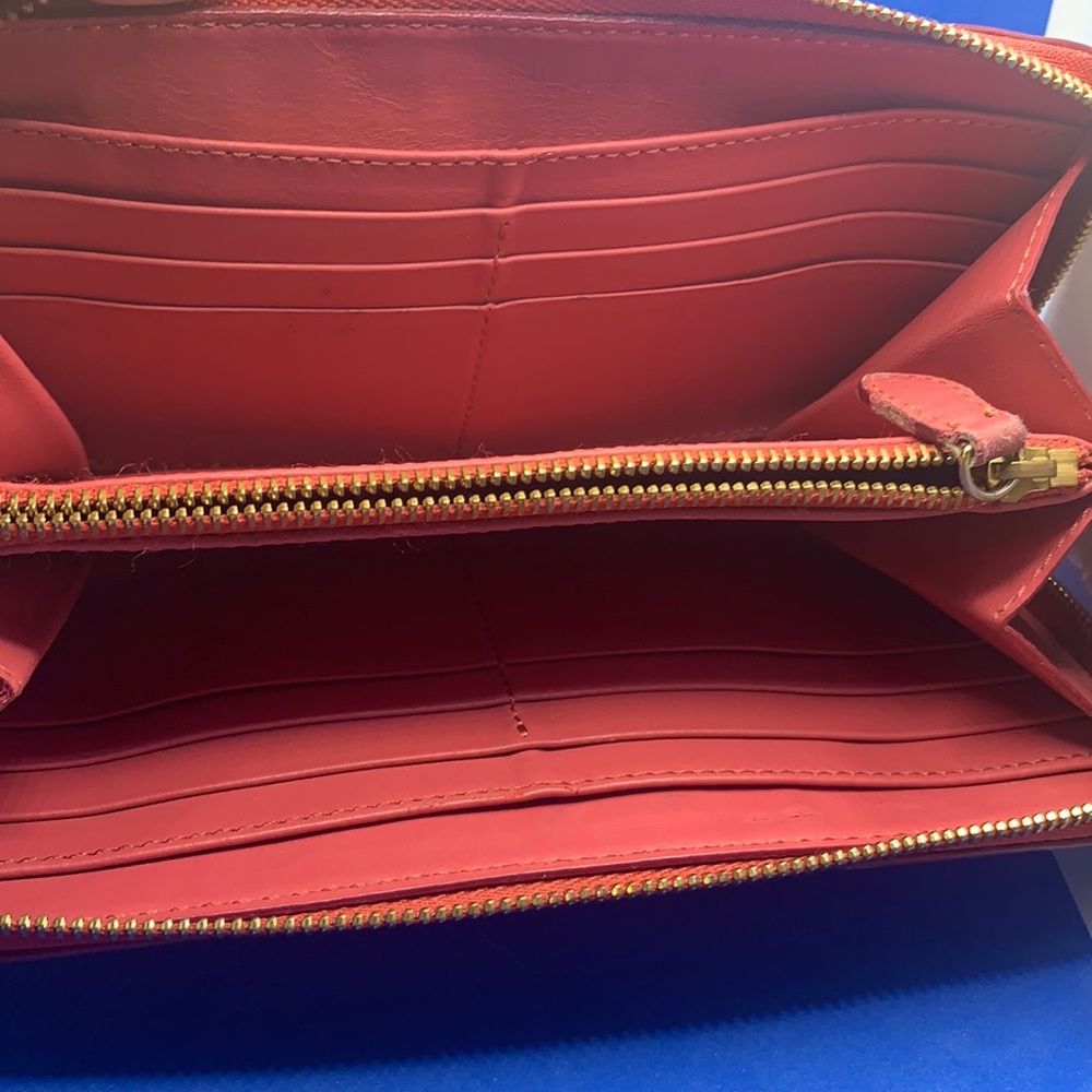 BURBERRY Peony Rose Printed‎ Haymarket Check Coated Canvas Zip around zippy - Picture 5 of 13